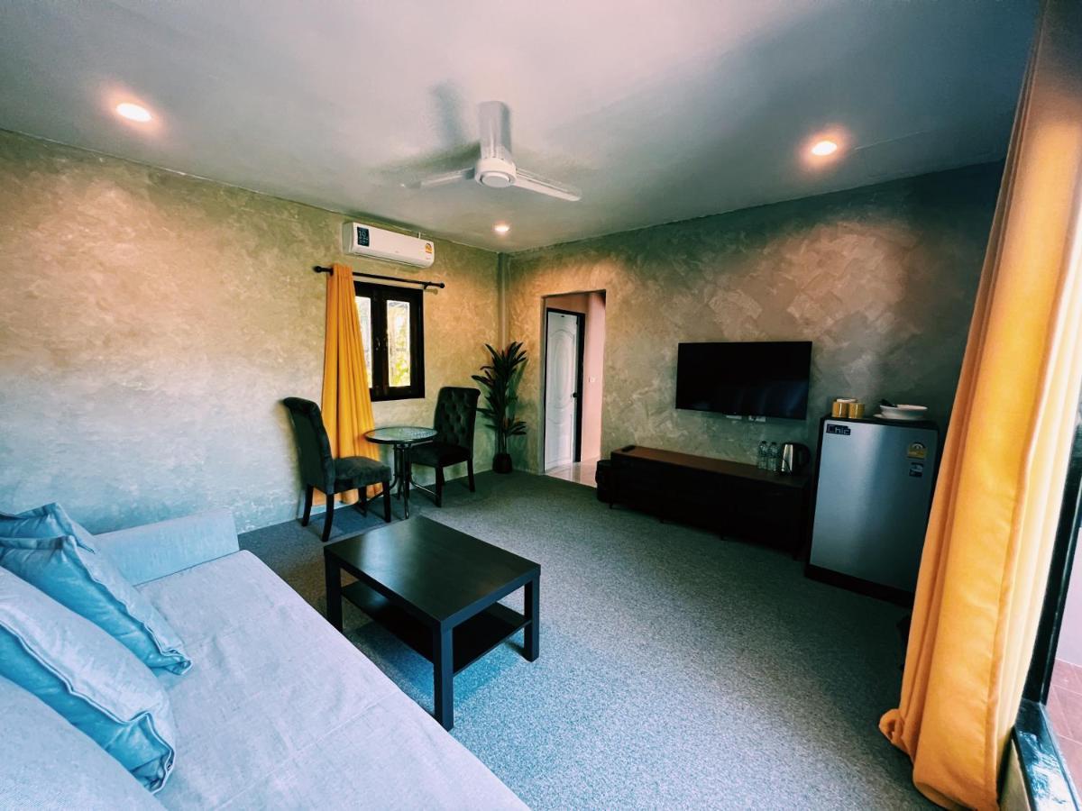 Vivi Hotel Resort Phuket Kültér fotó